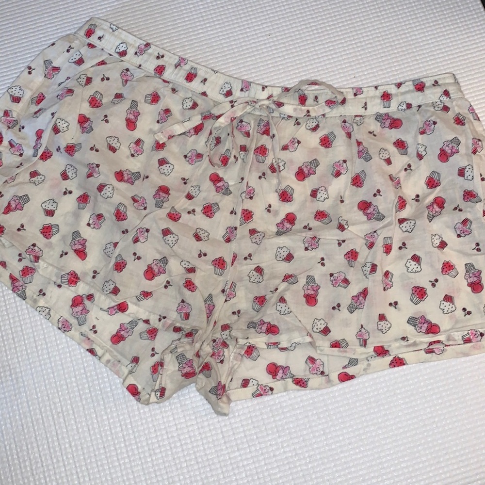 🧁🍧🍦 L Cupcake Sleep Short Dessert PJ Short - Picture 5 of 13
